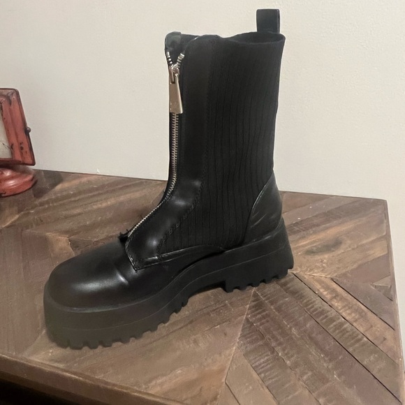 New shoes worn once size 7,5 us - Picture 2 of 3